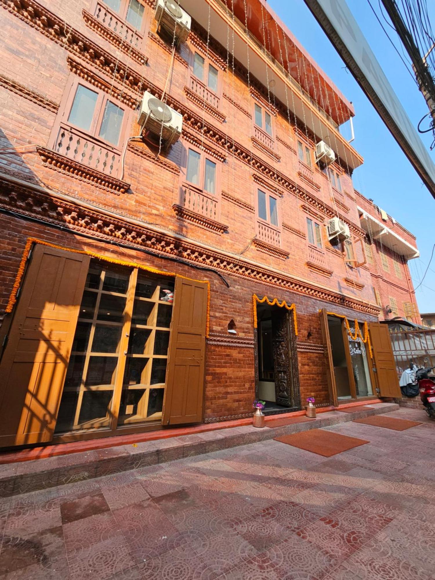 Pashupati View Hotel Katmandu Dış mekan fotoğraf